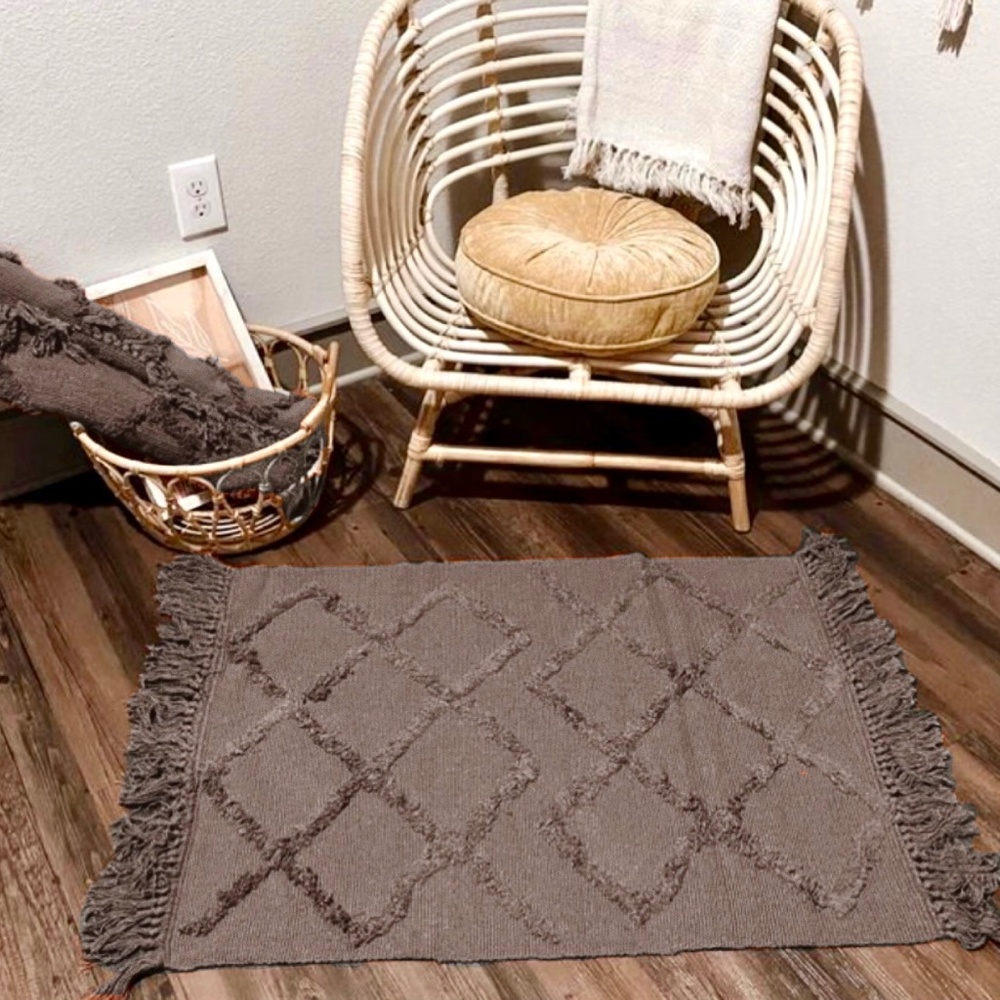 Boho Grey Tufted Area Rug 2x3 Tassle Fringe